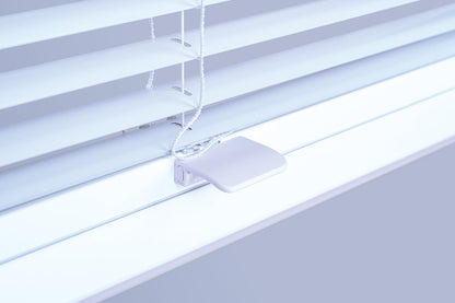 Latende – jaloezie in een strak aluminium frame